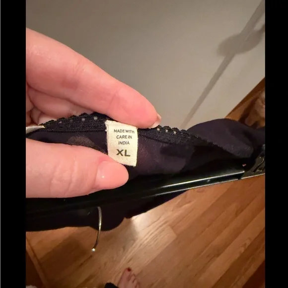 Doen Black Lace A-Line Skirt - Picture 7 of 8